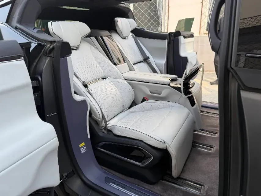 2021 HiPhi X BEV 97KWH,autocango,china used car exporter,china ev exporter,chinese used car exporter,chinese used ev exporter