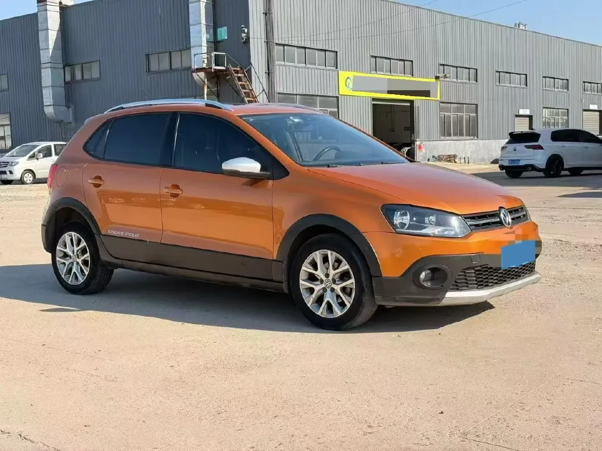 2018 Landwind XiaoYao 1.5T 163HP L4 CVT,autocango,china used car exporter,china ev exporter,chinese used car exporter,chinese used ev exporter