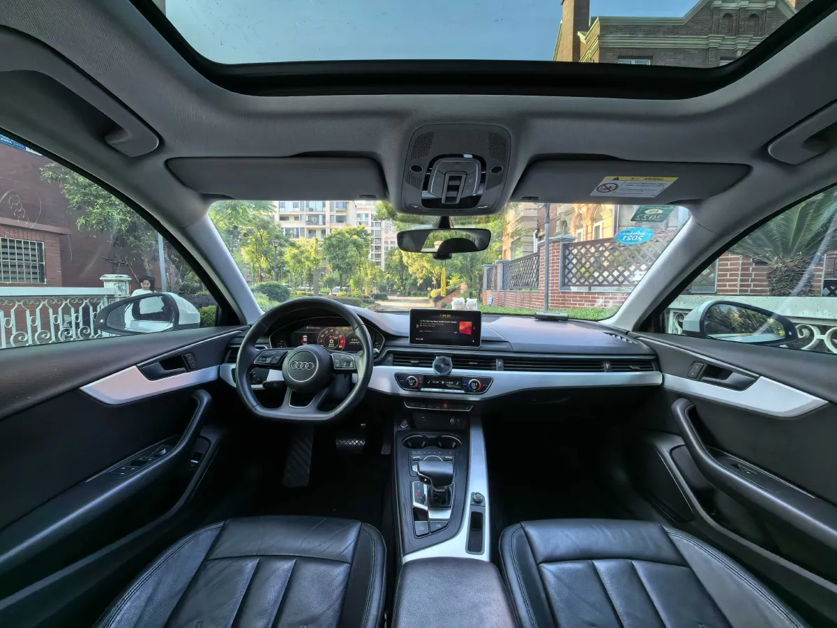 2019 Lexus UX 2.0L 146HP L4 E-CVT Hybrid,autocango,china used car exporter,china ev exporter,chinese used car exporter,chinese used ev exporter