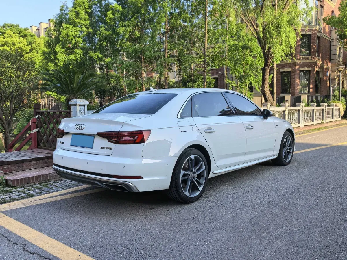 2019 Lexus UX 2.0L 146HP L4 E-CVT Hybrid,autocango,china used car exporter,china ev exporter,chinese used car exporter,chinese used ev exporter
