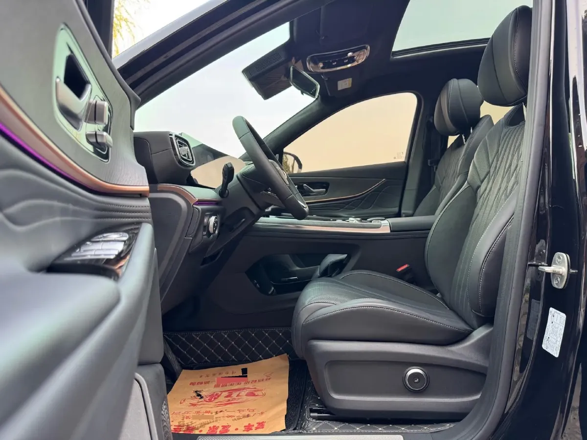 2025 Chery Tiggo 9 2.0T 261HP L4 7DCT,autocango,china used car exporter,china ev exporter,chinese used car exporter,chinese used ev exporter