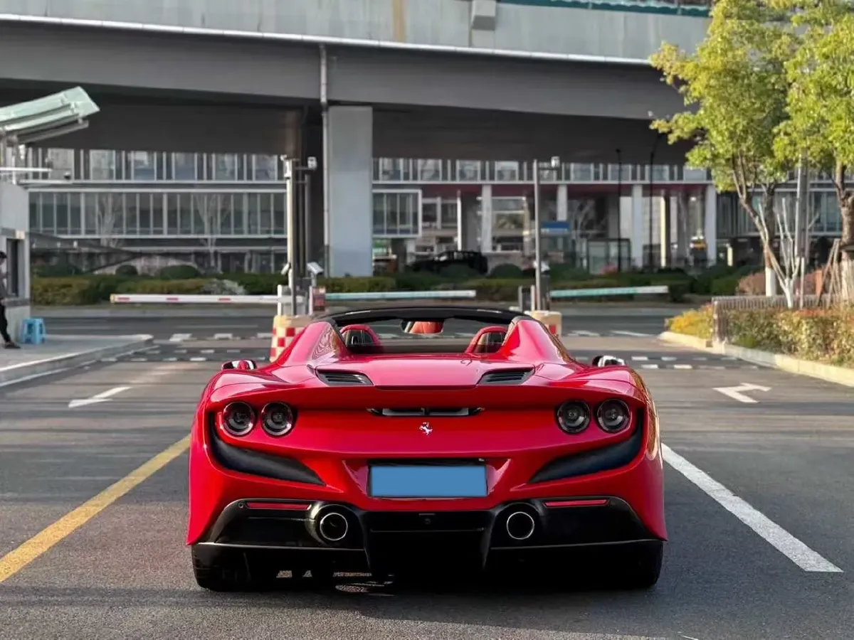 2020 Ferrari F8 3.9T 720HP V8 7DCT,autocango,china used car exporter,china ev exporter,chinese used car exporter,chinese used ev exporter