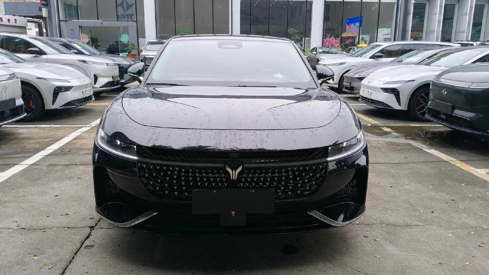 2024 Voyah ZhuiGuang 1.5T 136HP L4 PHEV 43KWH,autocango,china used car exporter,china ev exporter,chinese used car exporter,chinese used ev exporter