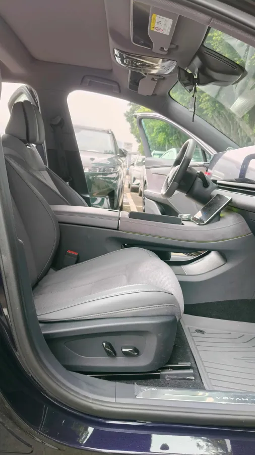 2024 Voyah ZhuiGuang 1.5T 136HP L4 PHEV 43KWH,autocango,china used car exporter,china ev exporter,chinese used car exporter,chinese used ev exporter