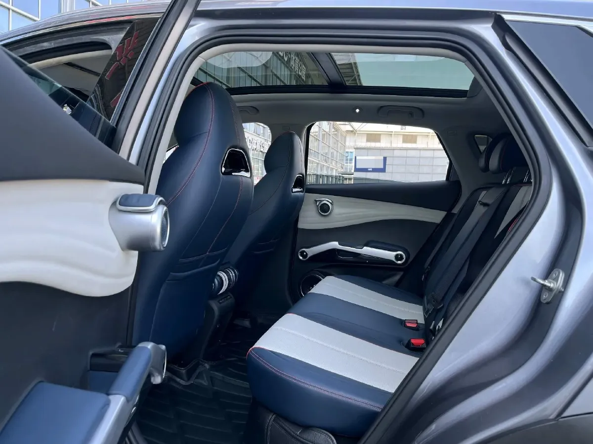2022 Foton Grand General G7 2.0T 238HP L4 8AT,autocango,china used car exporter,china ev exporter,chinese used car exporter,chinese used ev exporter