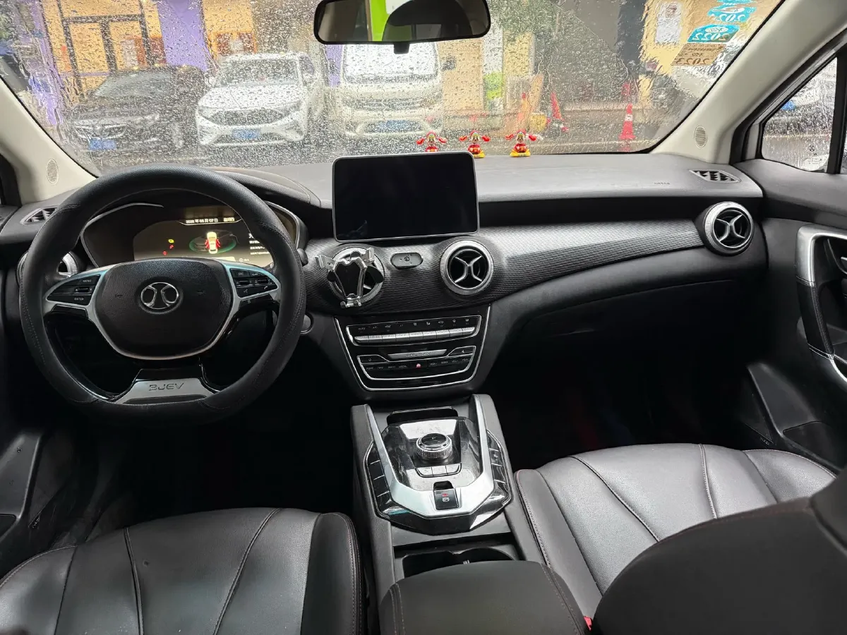 2018 BeiJing Auto EU5 BEV 53.66KWH,autocango,china used car exporter,china ev exporter,chinese used car exporter,chinese used ev exporter