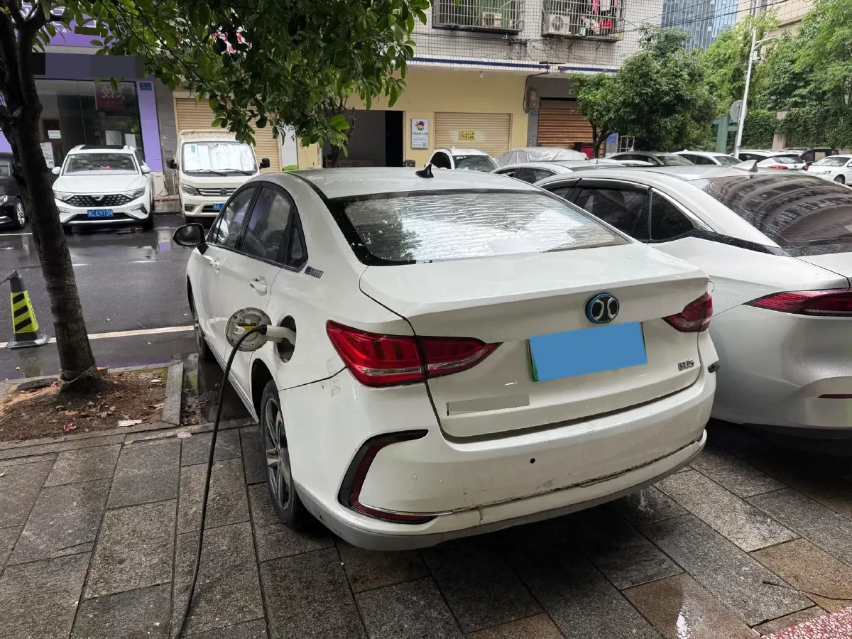 2018 BeiJing Auto EU5 BEV 53.66KWH,autocango,china used car exporter,china ev exporter,chinese used car exporter,chinese used ev exporter