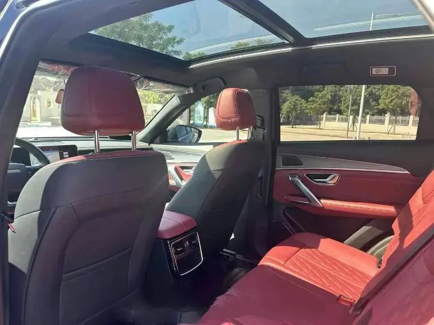 2023 ChangAn Oshan X7 Plus 1.5T 188HP L4 7DCT,autocango,china used car exporter,china ev exporter,chinese used car exporter,chinese used ev exporter