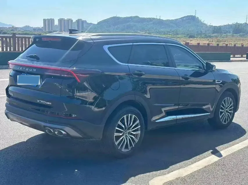 2023 ChangAn Oshan X7 Plus 1.5T 188HP L4 7DCT,autocango,china used car exporter,china ev exporter,chinese used car exporter,chinese used ev exporter