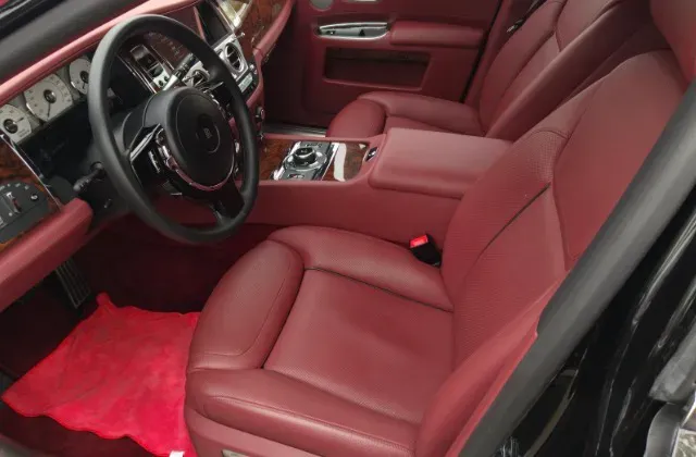 2018 Rolls-Royce Ghost 6.6T 571HP V12 8AT,autocango,china used car exporter,china ev exporter,chinese used car exporter,chinese used ev exporter