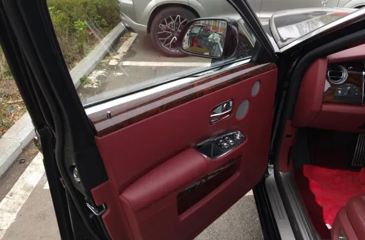 2018 Rolls-Royce Ghost 6.6T 571HP V12 8AT,autocango,china used car exporter,china ev exporter,chinese used car exporter,chinese used ev exporter