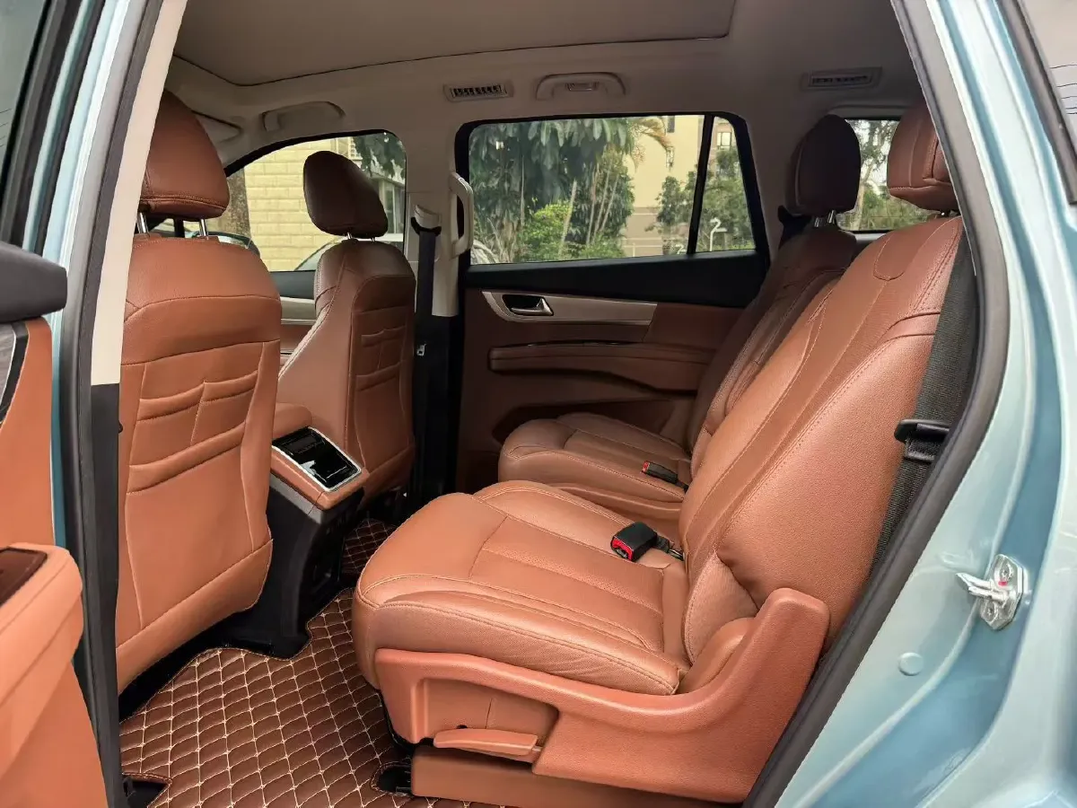 2020 HaiMa 7X 1.6T 195HP L4 6AT,autocango,china used car exporter,china ev exporter,chinese used car exporter,chinese used ev exporter