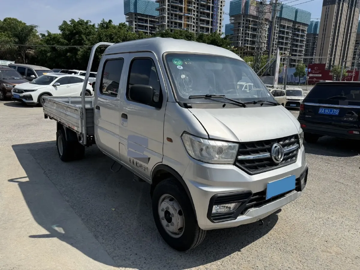 2024 DongFeng DFSK D71 Plus 2.0L 136HP L4 5MT,autocango,china used car exporter,china ev exporter,chinese used car exporter,chinese used ev exporter