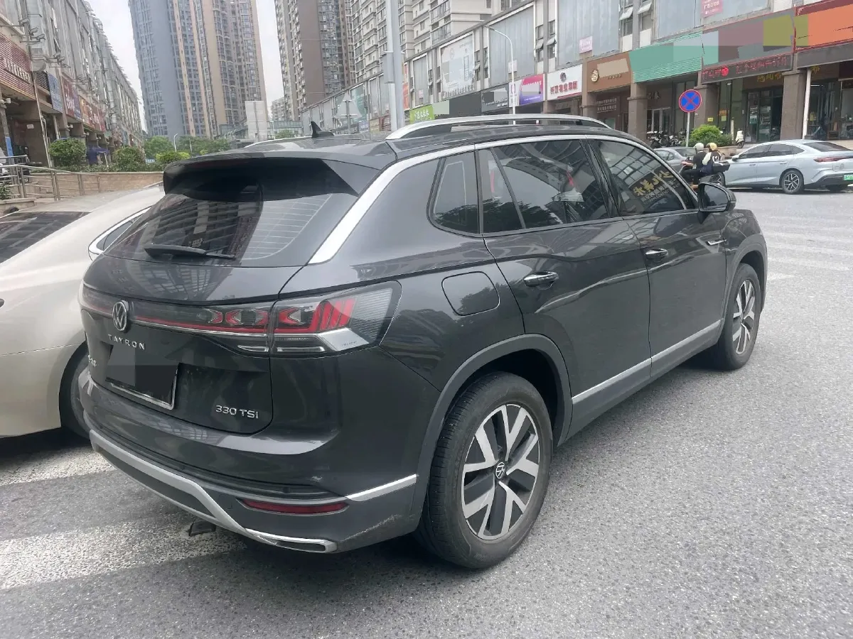 2021 Audi Q5L Sportback 2.0T 252HP L4 7DCT,autocango,china used car exporter,china ev exporter,chinese used car exporter,chinese used ev exporter