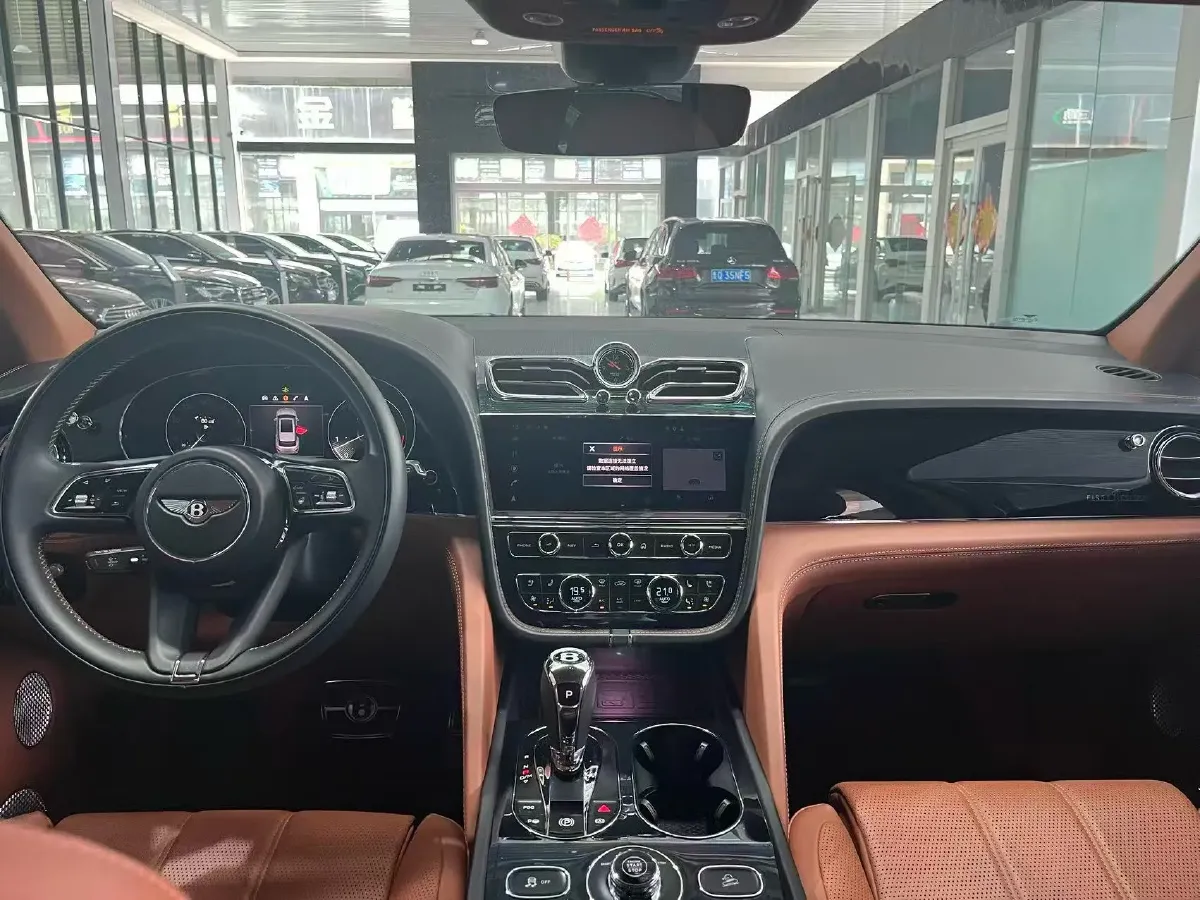 2022 Bentley Bentayga 4.0T 550HP V8 8AT,autocango,china used car exporter,china ev exporter,chinese used car exporter,chinese used ev exporter