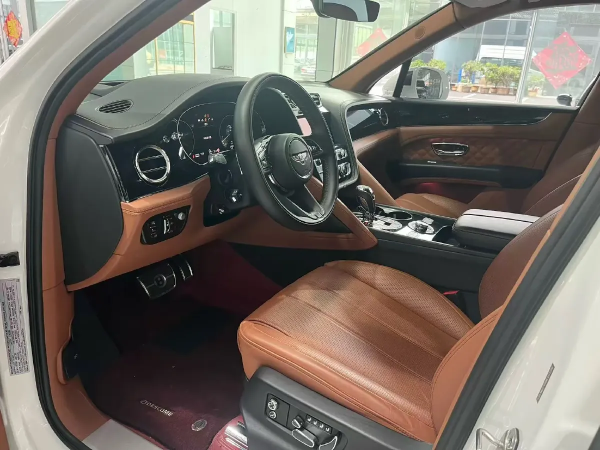 2022 Bentley Bentayga 4.0T 550HP V8 8AT,autocango,china used car exporter,china ev exporter,chinese used car exporter,chinese used ev exporter