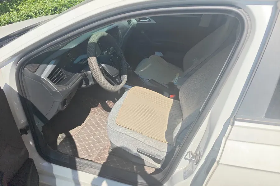 2021 Bestune T55 1.5T 169HP L4 7DCT,autocango,china used car exporter,china ev exporter,chinese used car exporter,chinese used ev exporter