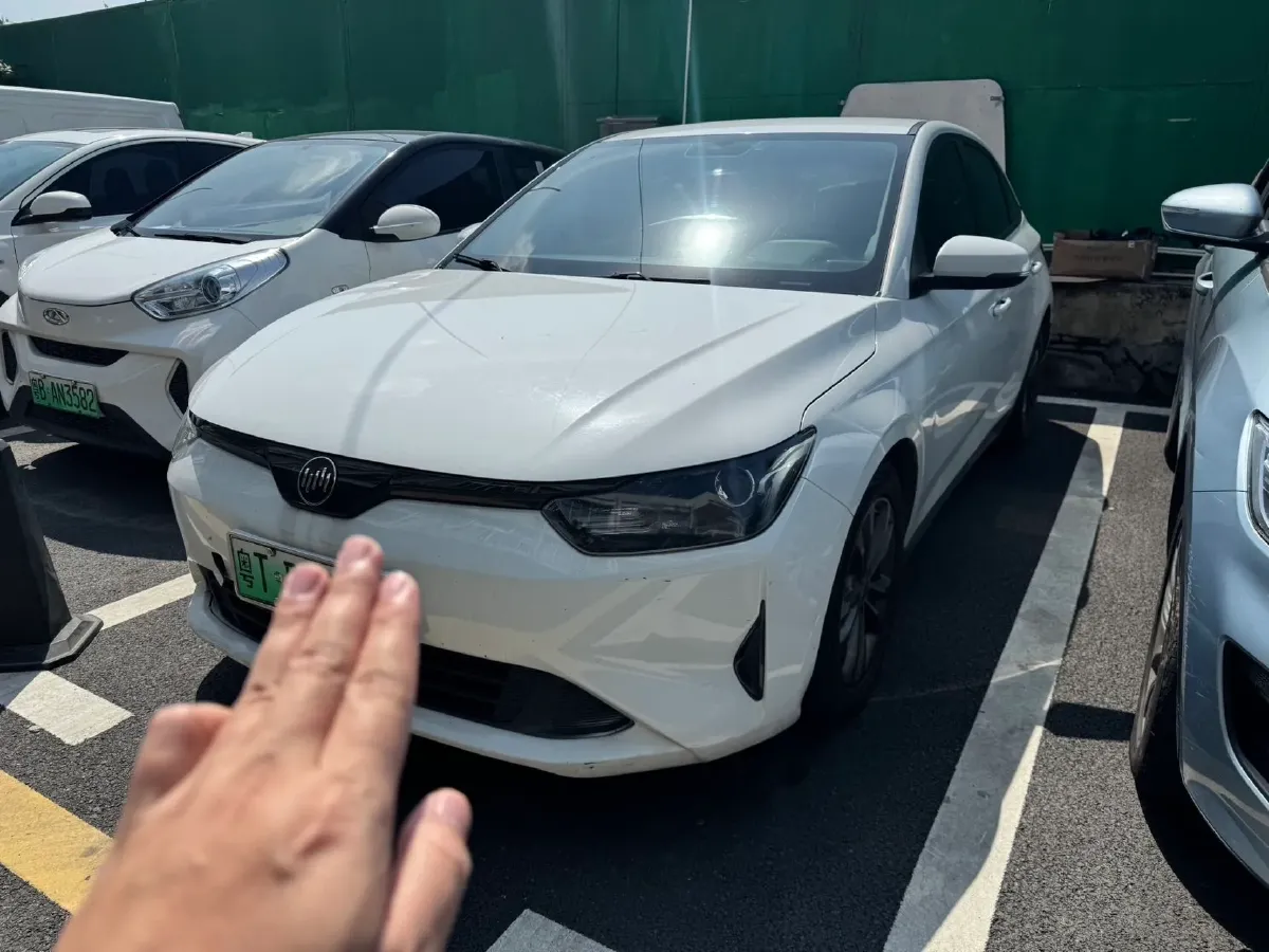2021 Weltmeister E.5 BEV 49.92KWH,autocango,china used car exporter,china ev exporter,chinese used car exporter,chinese used ev exporter