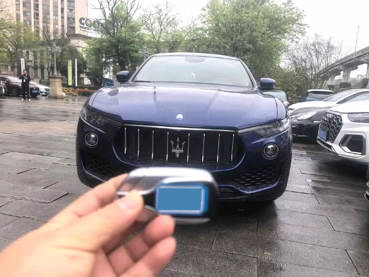 2018 Jaguar XJ 3.0T 340HP V6 8AT,autocango,china used car exporter,china ev exporter,chinese used car exporter,chinese used ev exporter