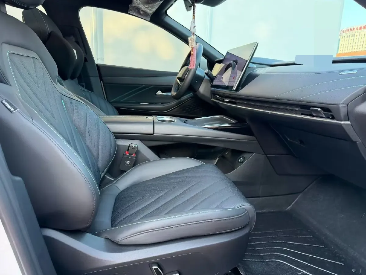 2025 Deepal SL03 BEV 56.1KWH,autocango,china used car exporter,china ev exporter,chinese used car exporter,chinese used ev exporter