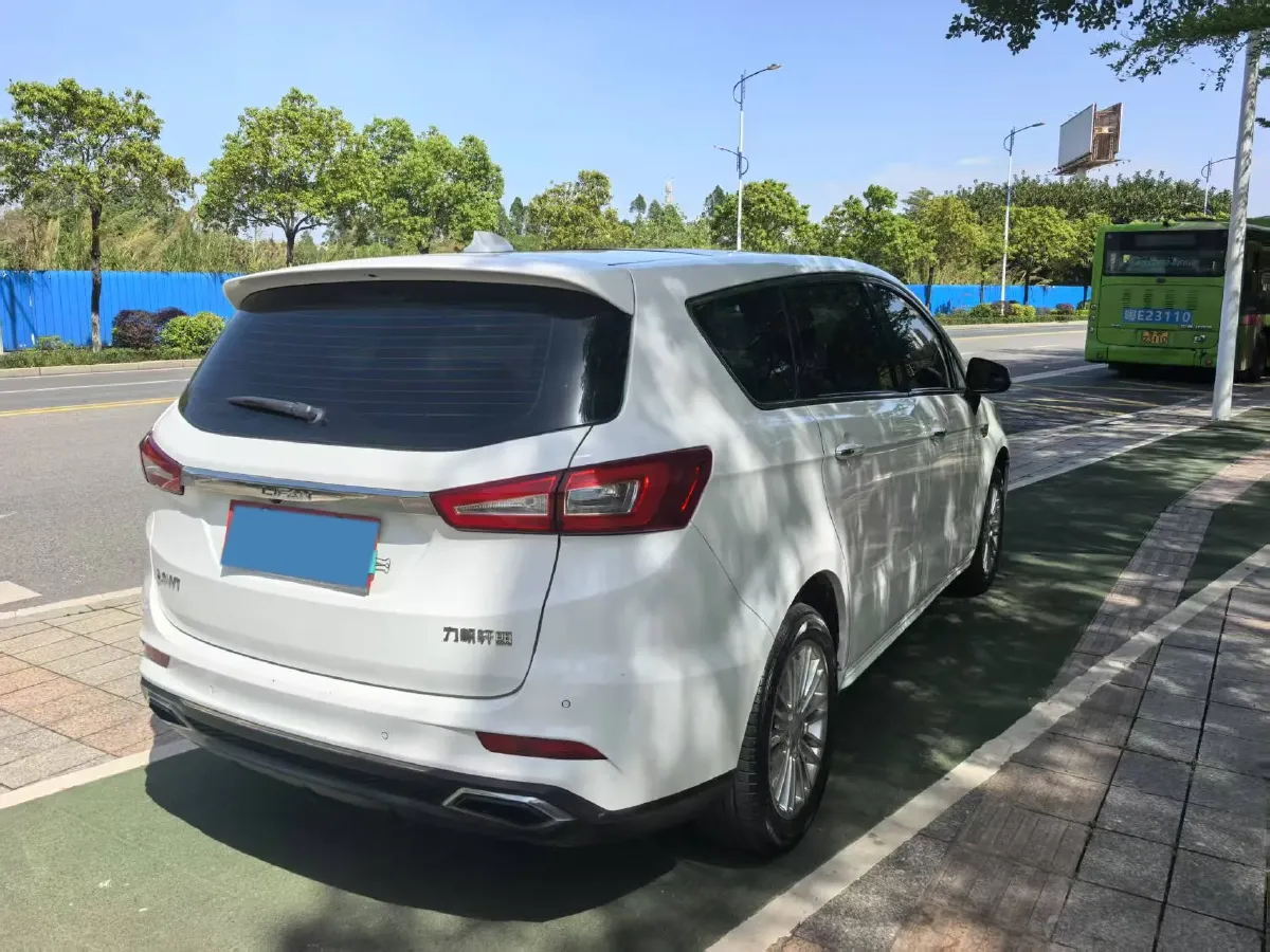 2017 LiFan XuanLang 1.8L 133HP L4 5MT,autocango,china used car exporter,china ev exporter,chinese used car exporter,chinese used ev exporter