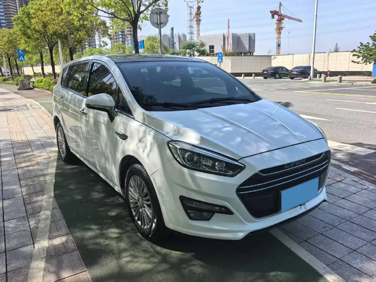 2017 LiFan XuanLang 1.8L 133HP L4 5MT,autocango,china used car exporter,china ev exporter,chinese used car exporter,chinese used ev exporter