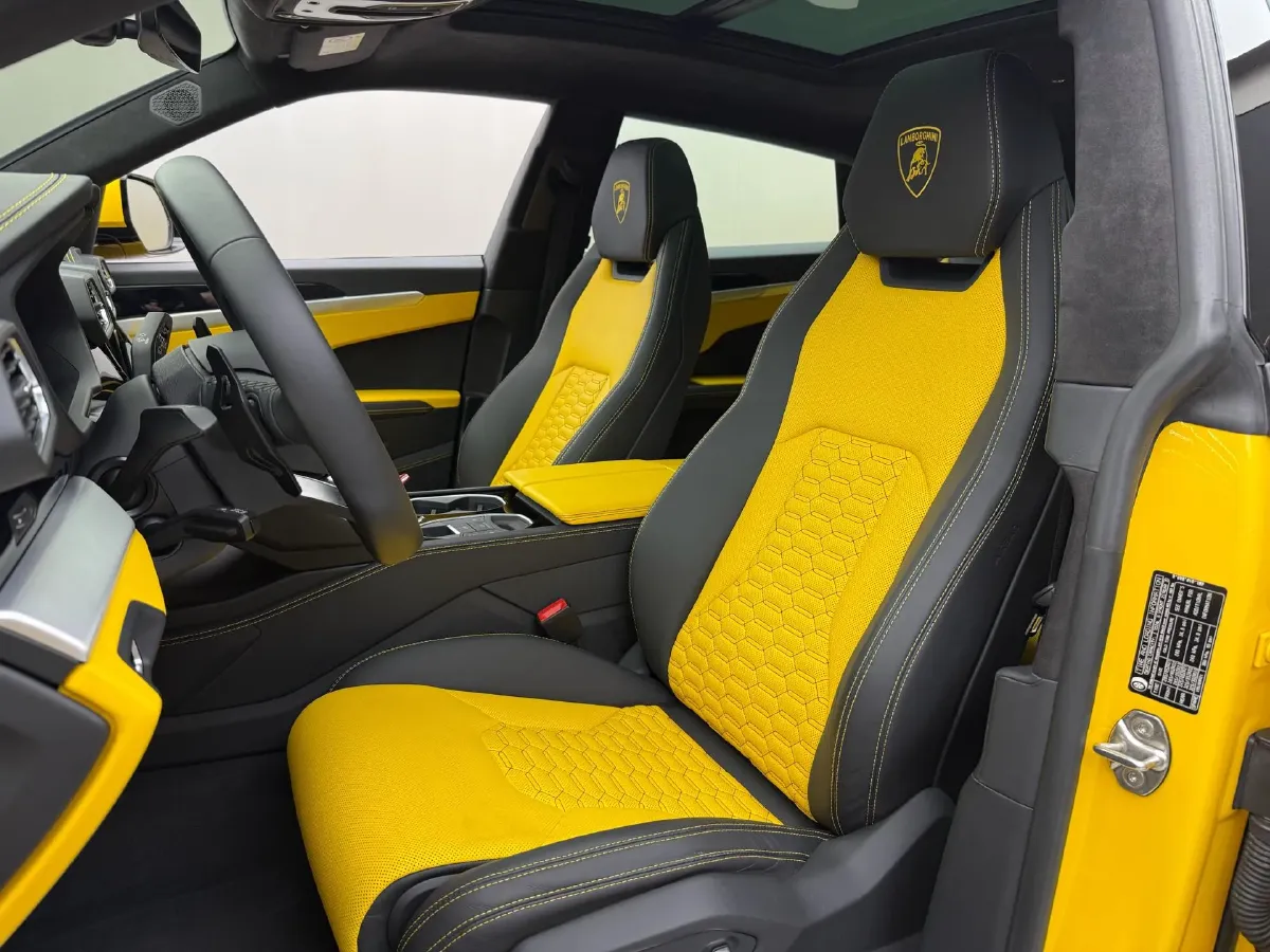 2021 Lamborghini Urus 4.0T 641HP V8 8AT,autocango,china used car exporter,china ev exporter,chinese used car exporter,chinese used ev exporter