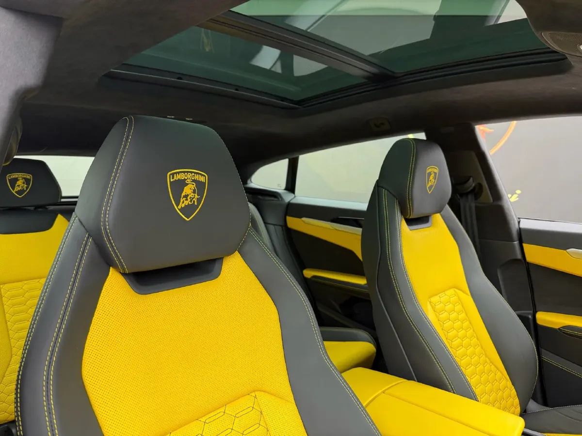 2021 Lamborghini Urus 4.0T 641HP V8 8AT,autocango,china used car exporter,china ev exporter,chinese used car exporter,chinese used ev exporter