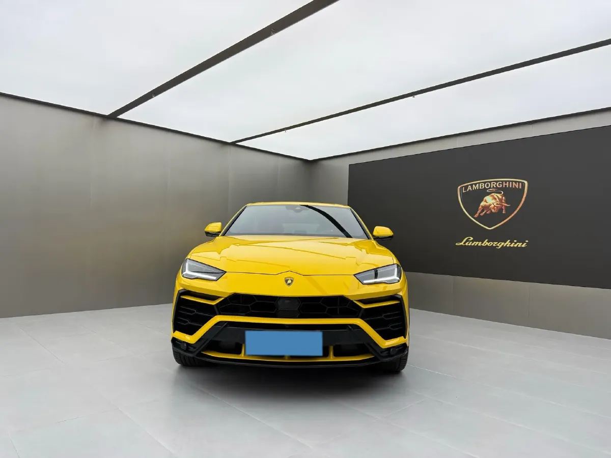 2021 Lamborghini Urus 4.0T 641HP V8 8AT,autocango,china used car exporter,china ev exporter,chinese used car exporter,chinese used ev exporter