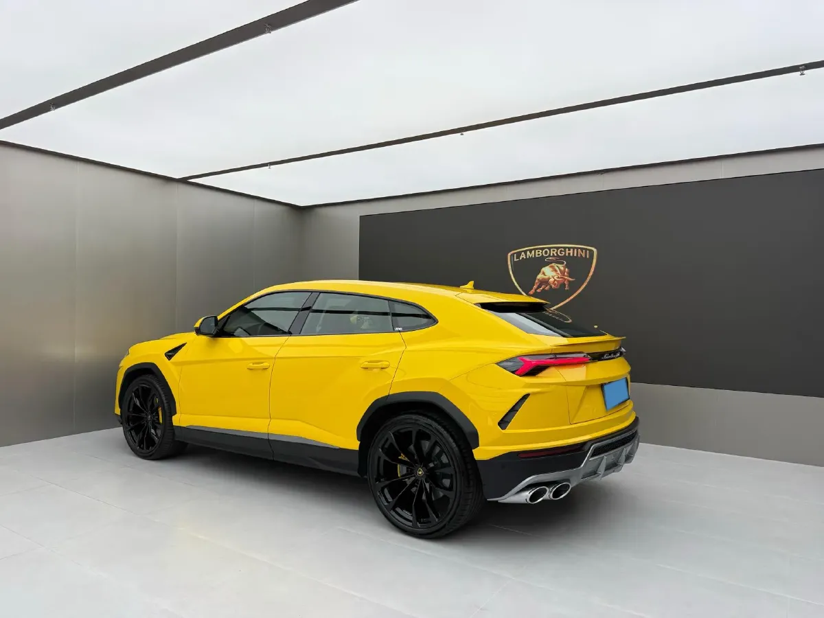 2021 Lamborghini Urus 4.0T 641HP V8 8AT,autocango,china used car exporter,china ev exporter,chinese used car exporter,chinese used ev exporter