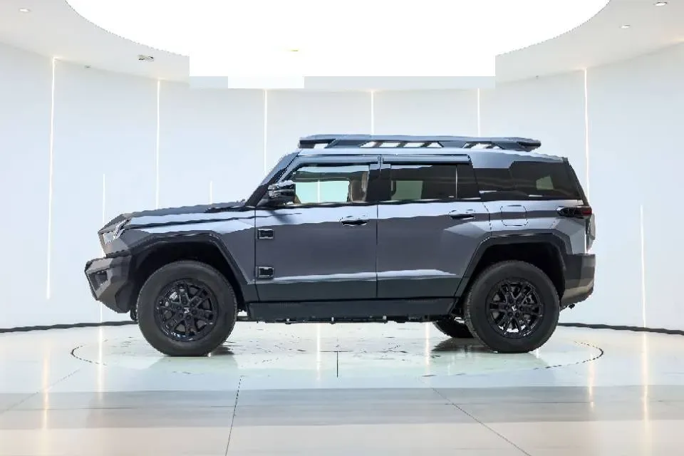 2023 M Hero 917 REEV 197HP 2AT REEV 65.8KWH,autocango,china used car exporter,china ev exporter,chinese used car exporter,chinese used ev exporter