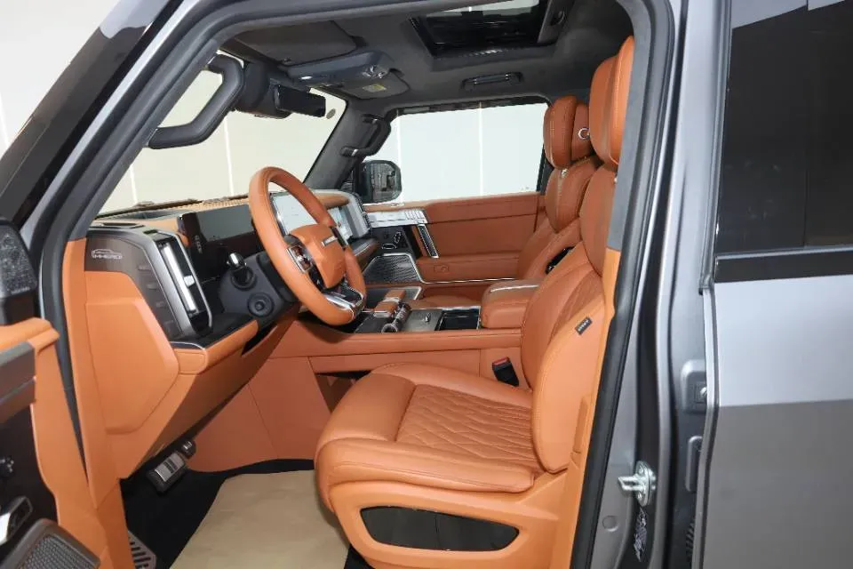 2023 M Hero 917 REEV 197HP 2AT REEV 65.8KWH,autocango,china used car exporter,china ev exporter,chinese used car exporter,chinese used ev exporter