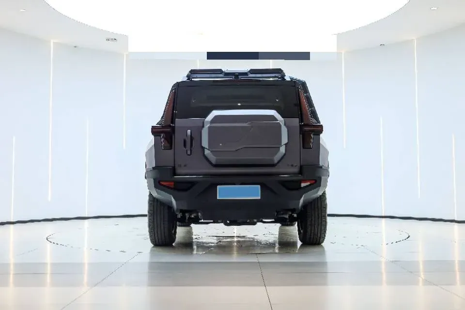 2023 M Hero 917 REEV 197HP 2AT REEV 65.8KWH,autocango,china used car exporter,china ev exporter,chinese used car exporter,chinese used ev exporter