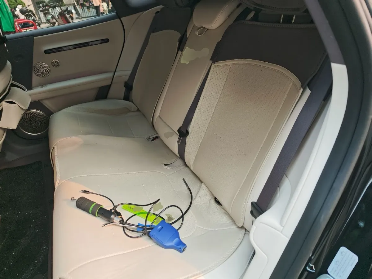 2025 Avatr 06 REEV 156HP REEV,autocango,china used car exporter,china ev exporter,chinese used car exporter,chinese used ev exporter
