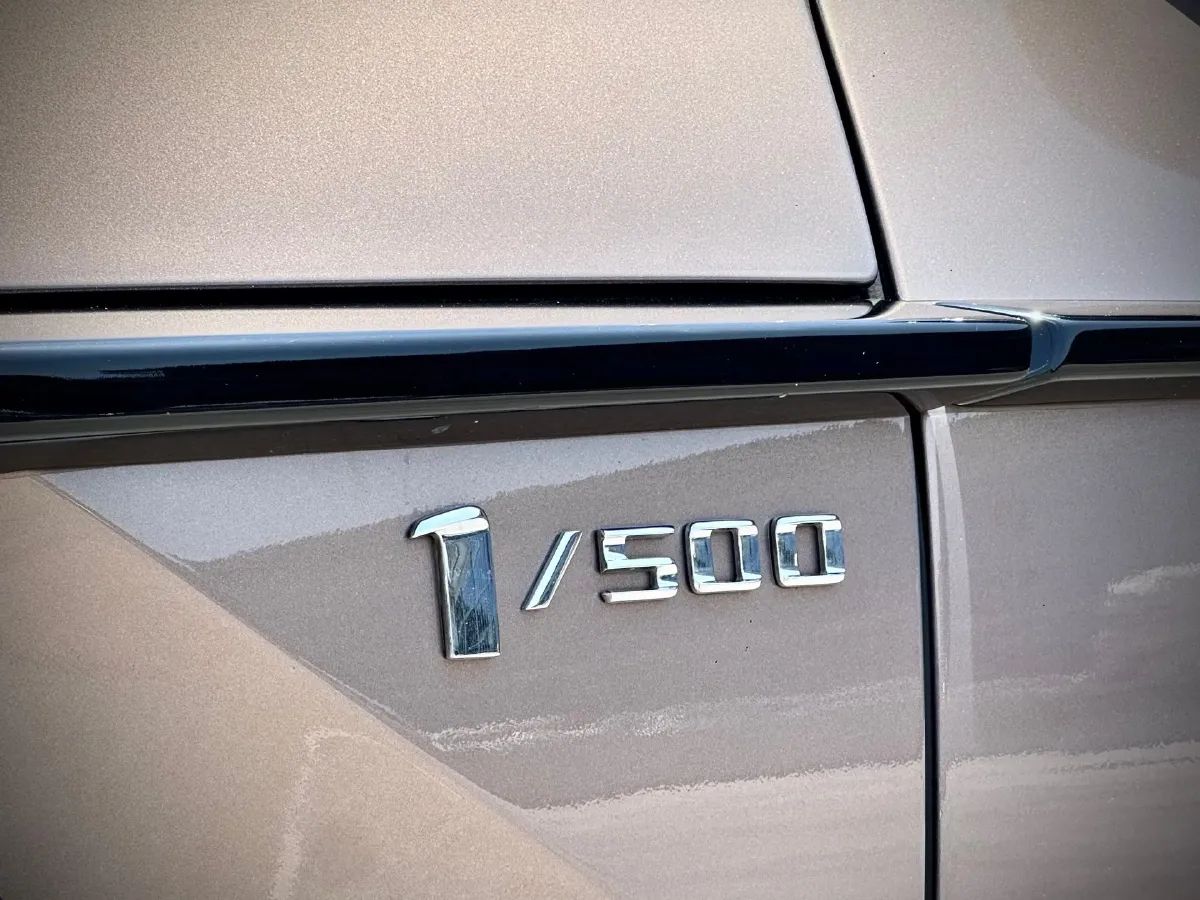 2020 Aston Martin DBX 4.0T 550HP V8 9AT,autocango,china used car exporter,china ev exporter,chinese used car exporter,chinese used ev exporter