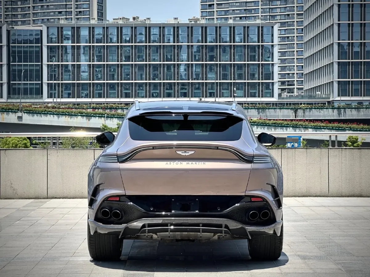 2020 Aston Martin DBX 4.0T 550HP V8 9AT,autocango,china used car exporter,china ev exporter,chinese used car exporter,chinese used ev exporter