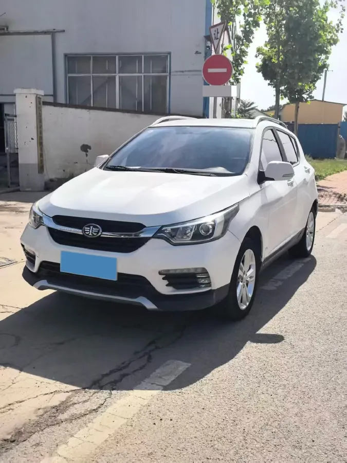 2016 FAW Jumpal D60 1.5L 102HP L4 5MT,autocango,china used car exporter,china ev exporter,chinese used car exporter,chinese used ev exporter