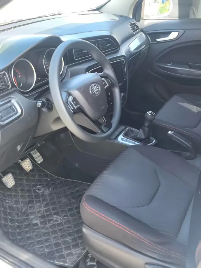 2016 FAW Jumpal D60 1.5L 102HP L4 5MT,autocango,china used car exporter,china ev exporter,chinese used car exporter,chinese used ev exporter