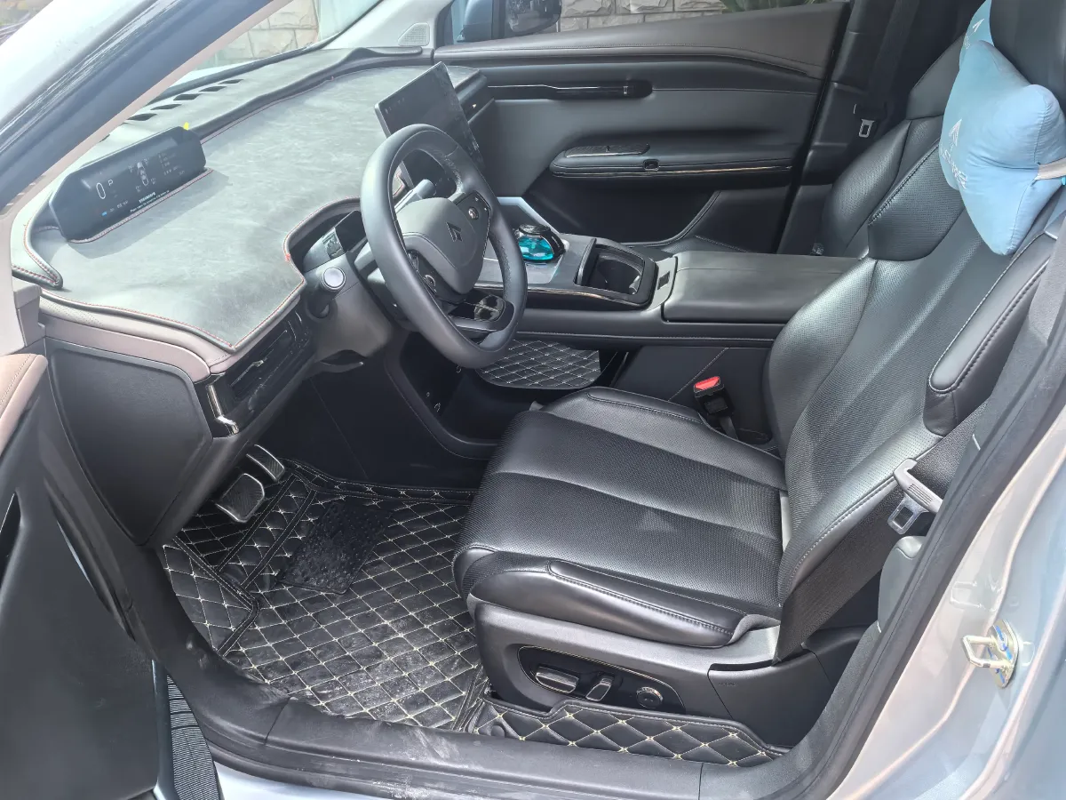 2023 HYPTEC HT BEV 80KWH,autocango,china used car exporter,china ev exporter,chinese used car exporter,chinese used ev exporter