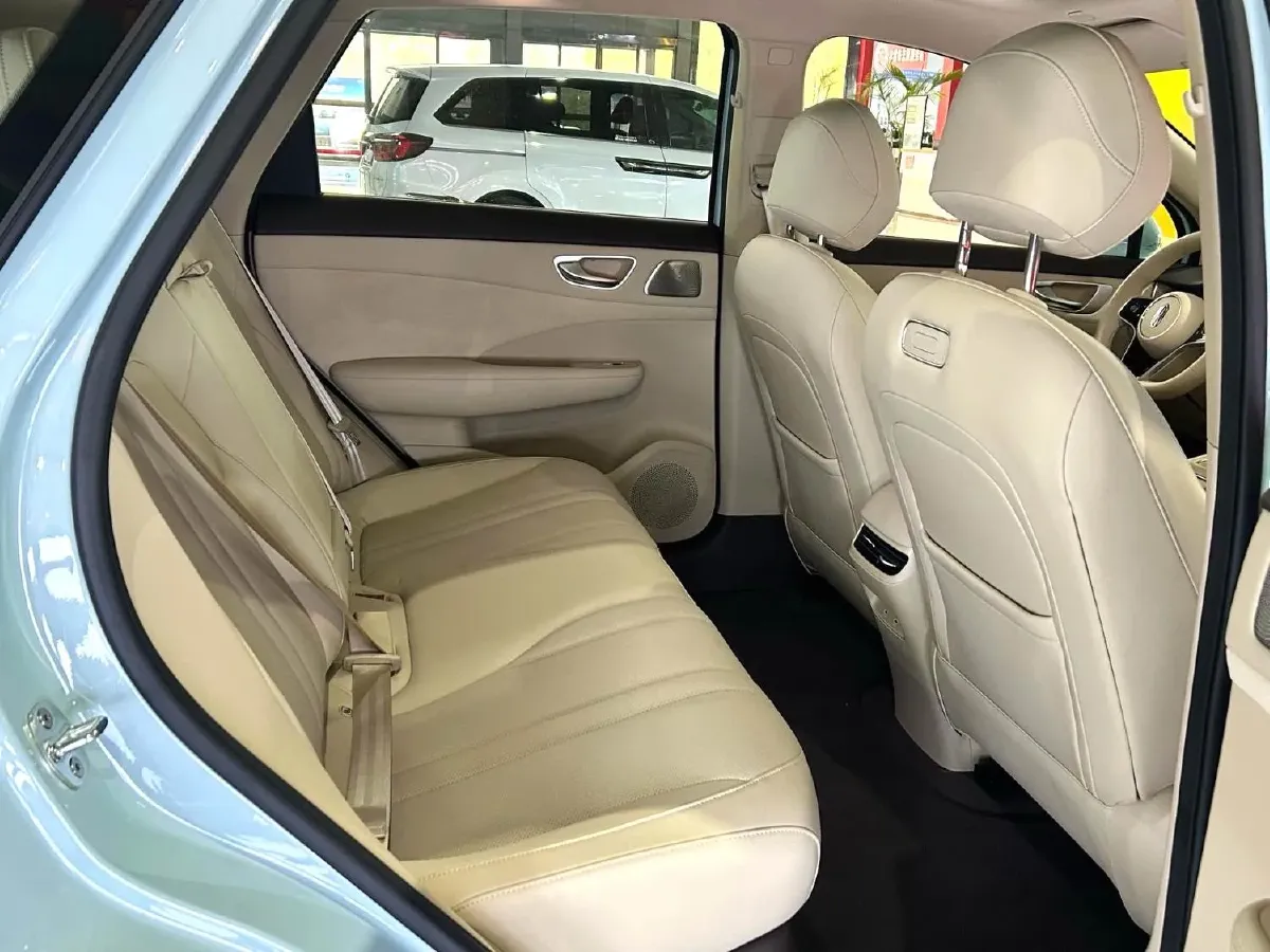 2025 HIMA Shangjie H5 BEV,autocango,china used car exporter,china ev exporter,chinese used car exporter,chinese used ev exporter
