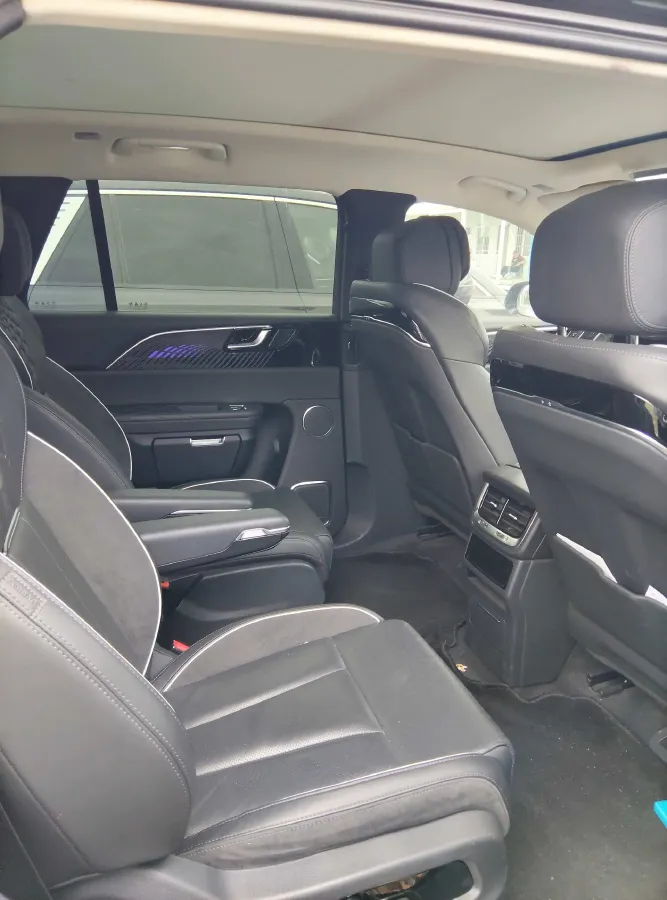 2022 HongQi E-HS9 BEV 120KWH,autocango,china used car exporter,china ev exporter,chinese used car exporter,chinese used ev exporter