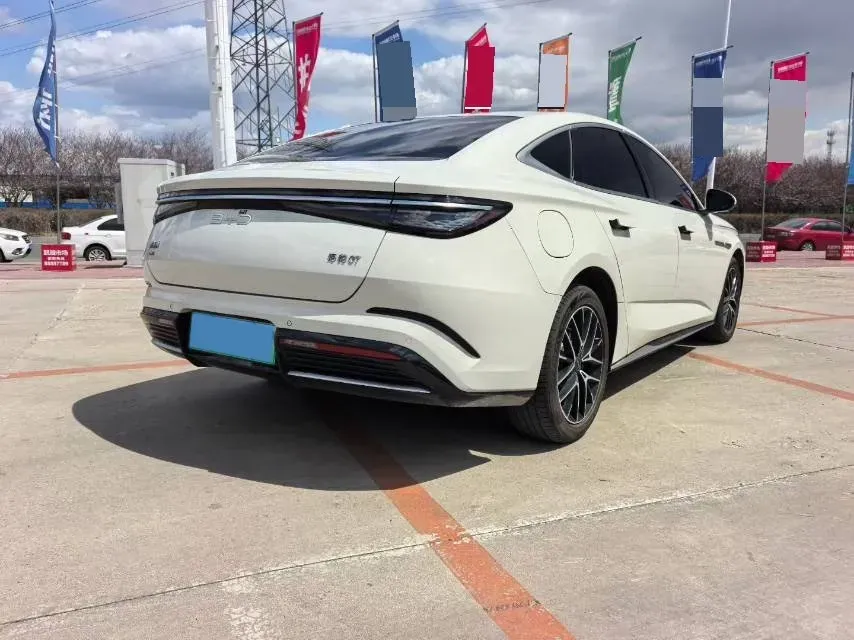 2025 BYD Seal07 DM-i 1.5L 101HP L4 E-CVT PHEV 17.6KWH,autocango,china used car exporter,china ev exporter,chinese used car exporter,chinese used ev exporter