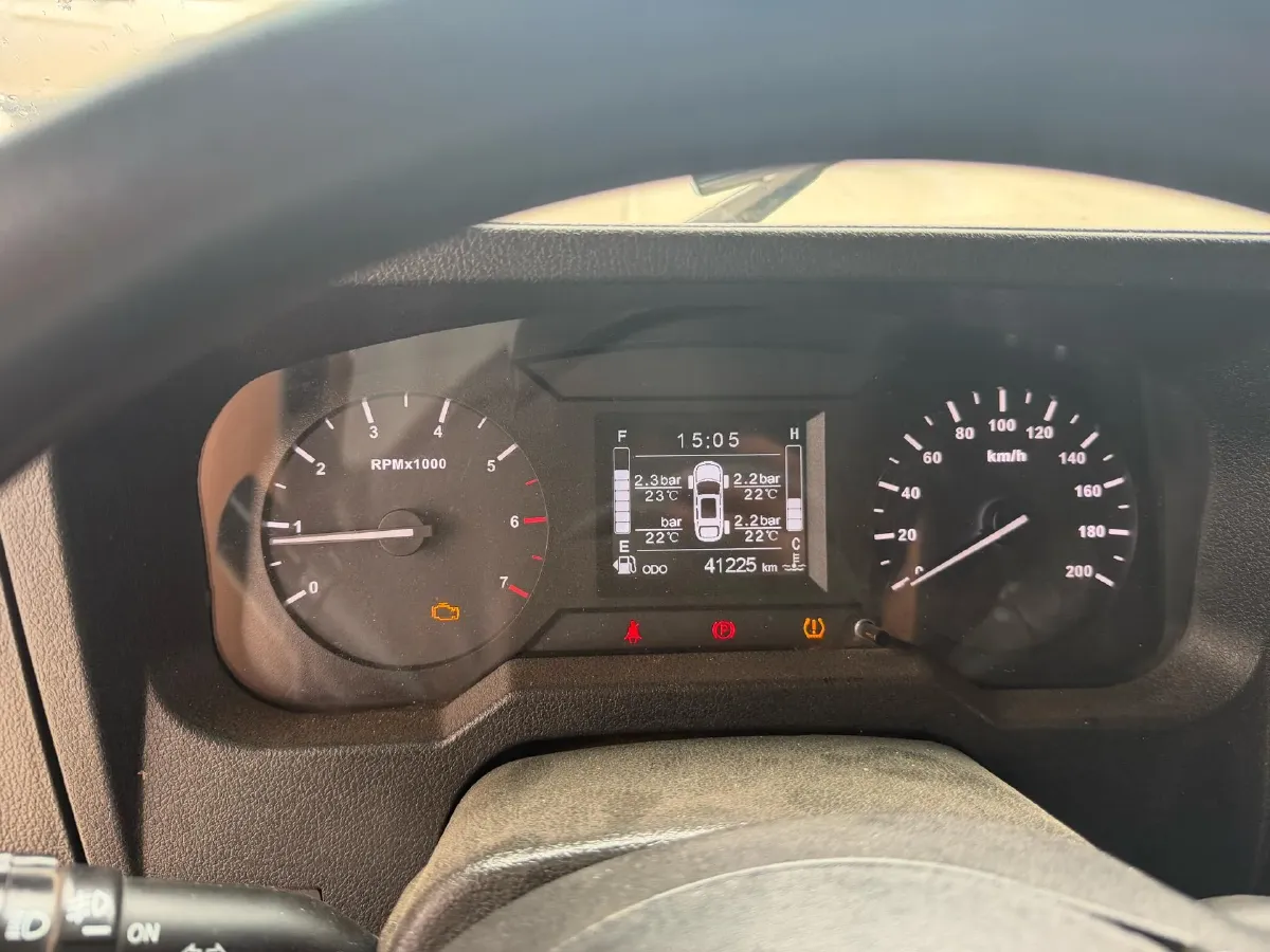 2020 BAW 212 2.4T 211HP L4 6MT,autocango,china used car exporter,china ev exporter,chinese used car exporter,chinese used ev exporter