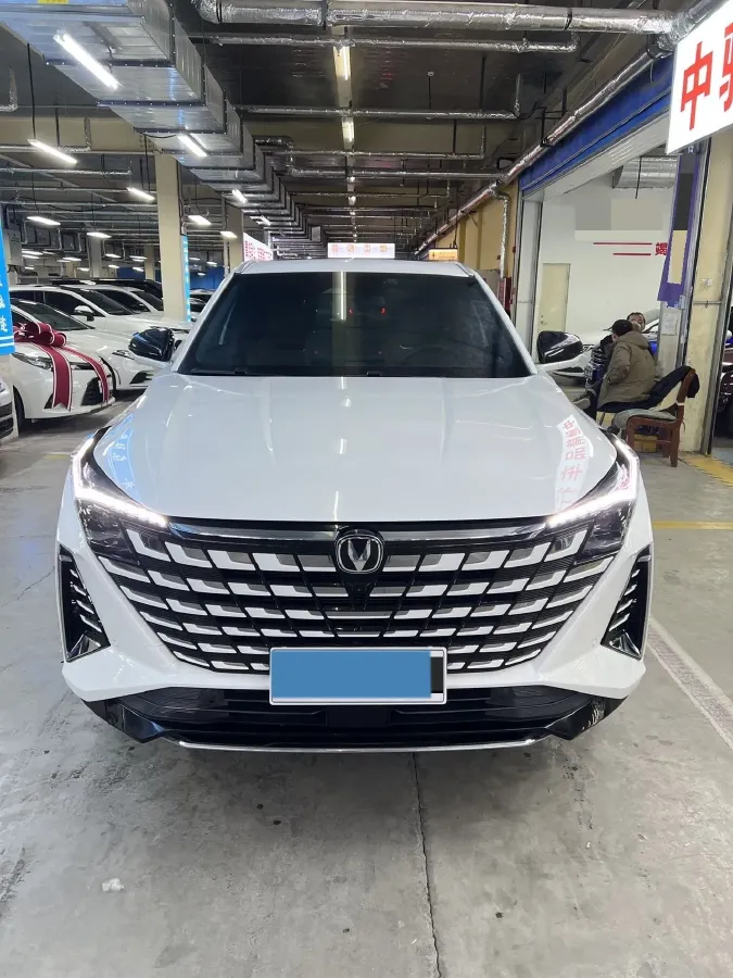 2025 ChangAn UNI-Z 1.5T 188HP L4 7DCT,autocango,china used car exporter,china ev exporter,chinese used car exporter,chinese used ev exporter