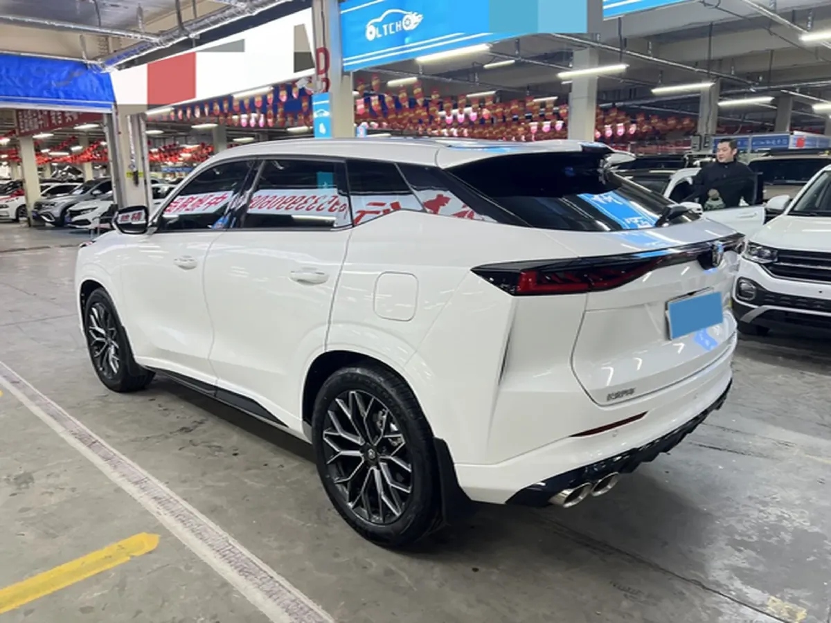 2025 ChangAn UNI-Z 1.5T 188HP L4 7DCT,autocango,china used car exporter,china ev exporter,chinese used car exporter,chinese used ev exporter