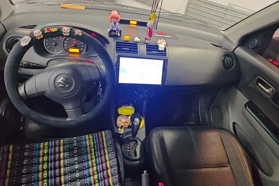 2016 Suzuki Swift 1.5L 103HP L4 4AT,autocango,china used car exporter,china ev exporter,chinese used car exporter,chinese used ev exporter