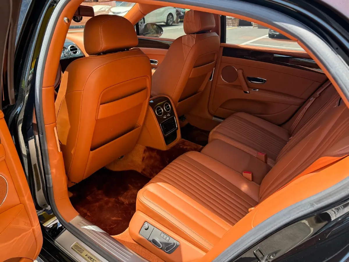 2017 Bentley Flying Spur 4.0T 528HP V8 8AT,autocango,china used car exporter,china ev exporter,chinese used car exporter,chinese used ev exporter