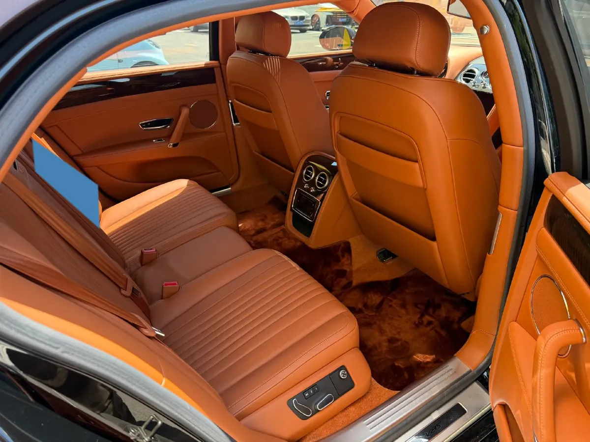 2017 Bentley Flying Spur 4.0T 528HP V8 8AT,autocango,china used car exporter,china ev exporter,chinese used car exporter,chinese used ev exporter