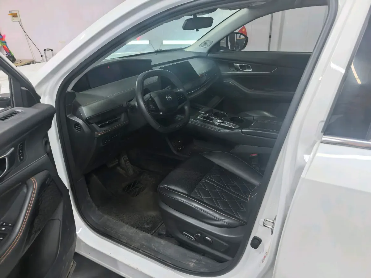 2022 Chevrolet Menlo BEV 61.1KWH,autocango,china used car exporter,china ev exporter,chinese used car exporter,chinese used ev exporter