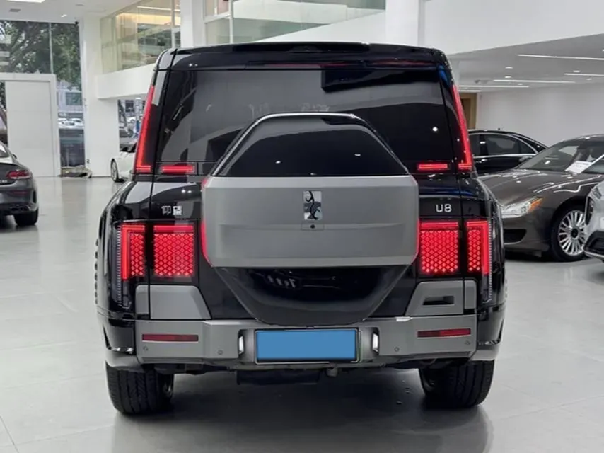 2023 YangWang U8 2.0T 272HP L4 REEV 49.05KWH,autocango,china used car exporter,china ev exporter,chinese used car exporter,chinese used ev exporter